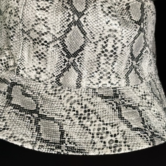 1pc Snake Print Bucket Summer Hats - Picture 3 of 6